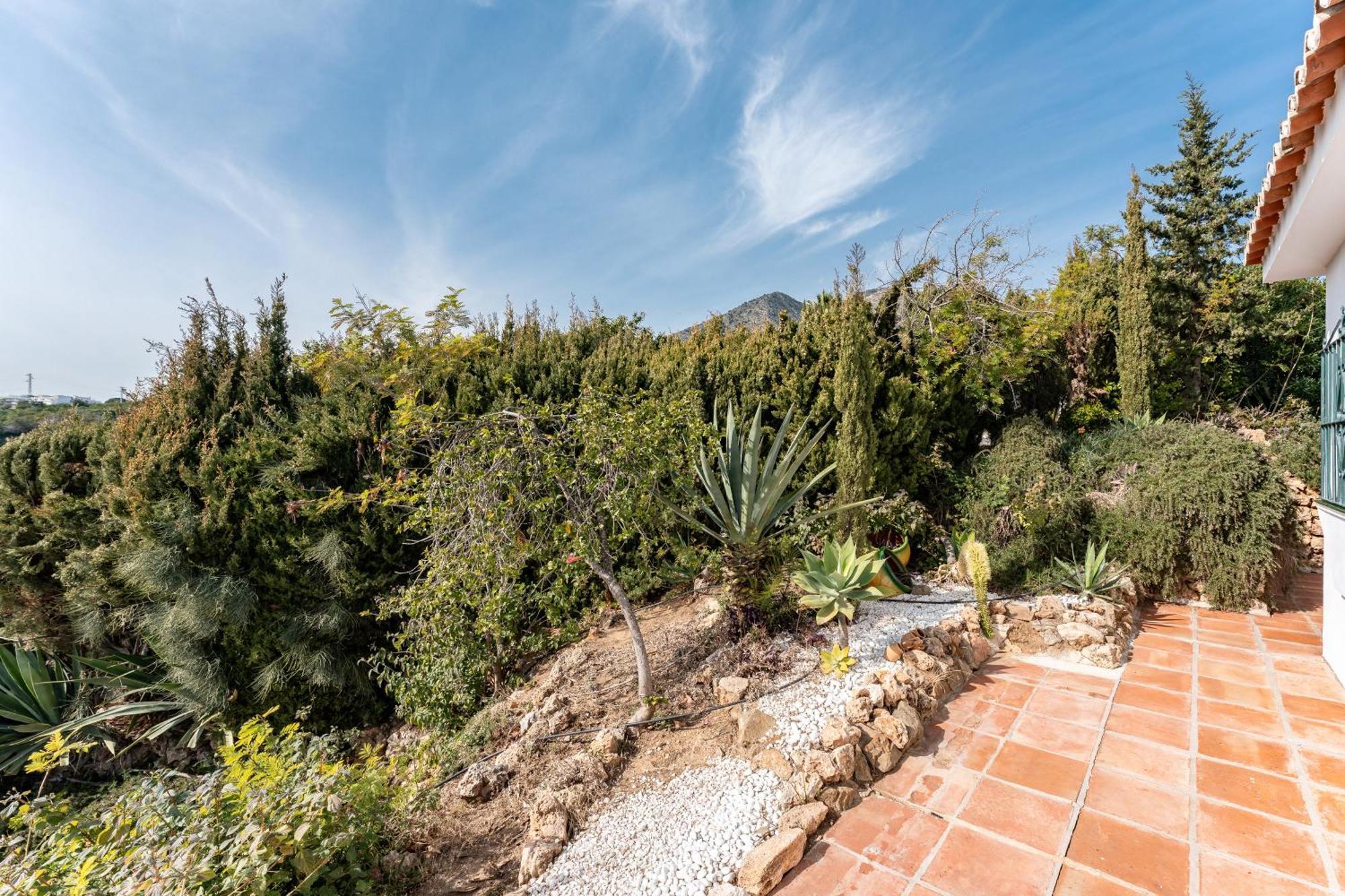 Villa Magica Andalucian Charm เบนัลมาเดนา ภายนอก รูปภาพ